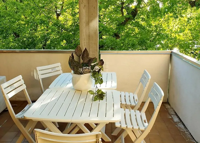 Paradiso Dépendance Aparthotel 2*